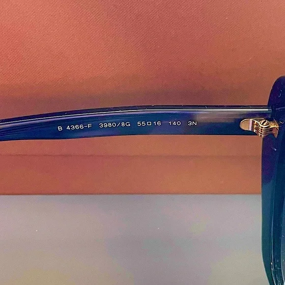 New Burberry Tamsin Sunglasses - Picture 10 of 15